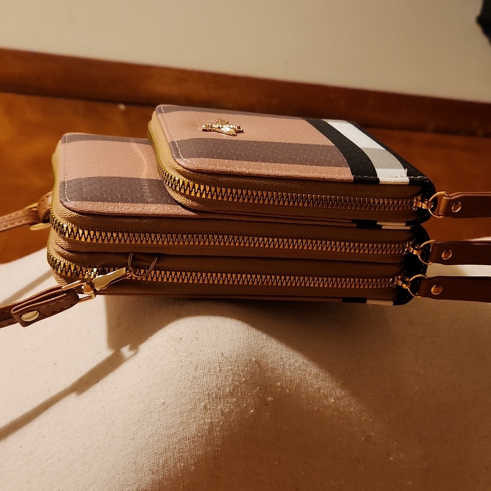 Crossbody Bag Multiple Compartments Adjustable St… - image 4